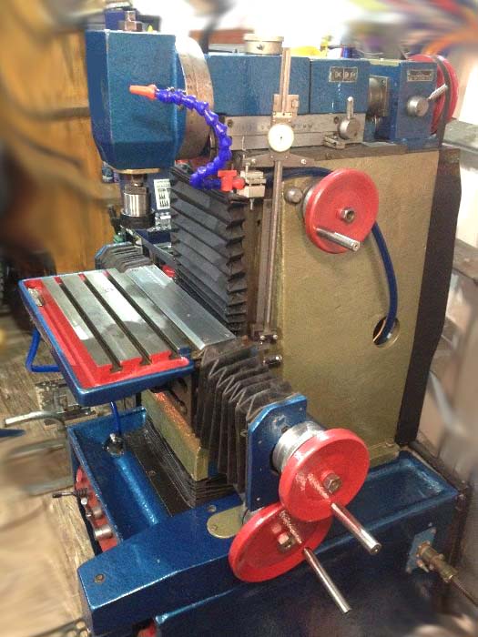 Загальний вигляд  широкоуніверсального фрезерного верстата 6А73П